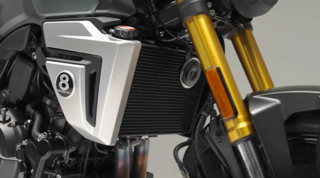 SuzukiGSX8T&GSX8TT