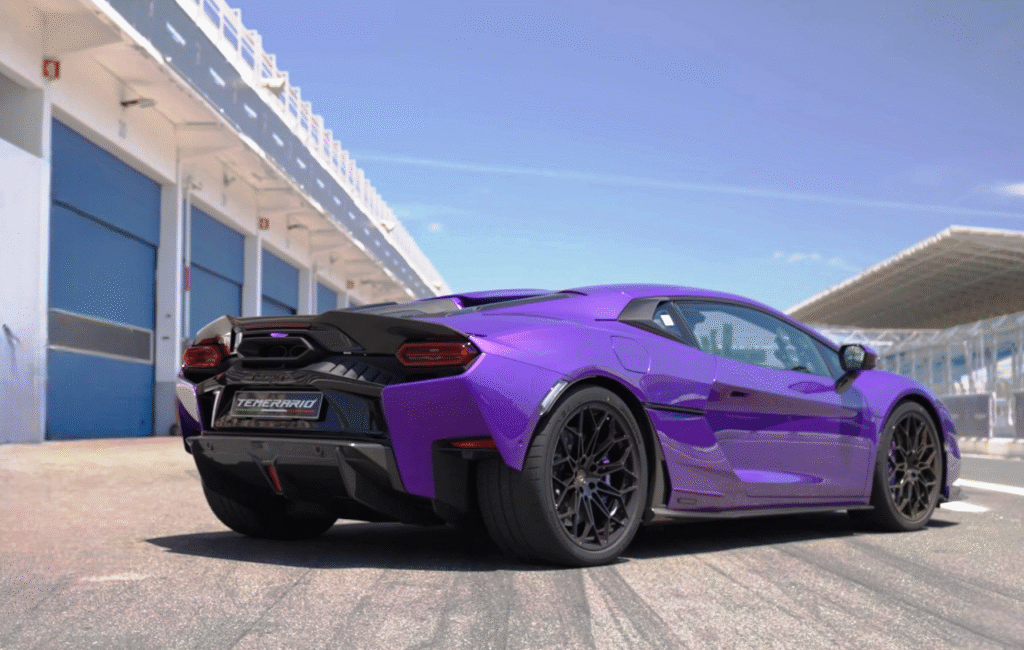 LamborghiniTemerarioHybridV8Supercar