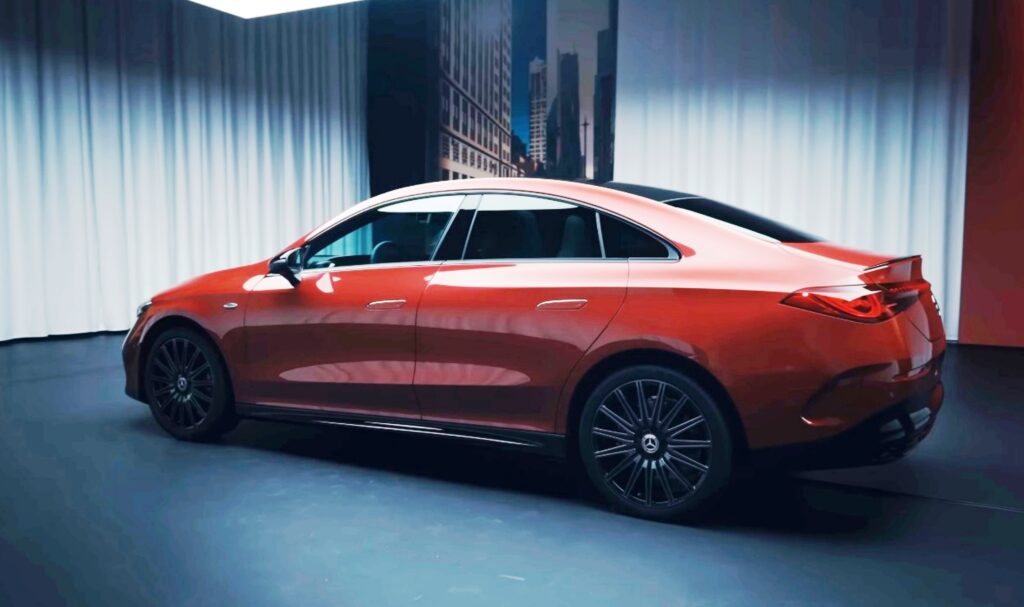 MercedesBenzCLAEV