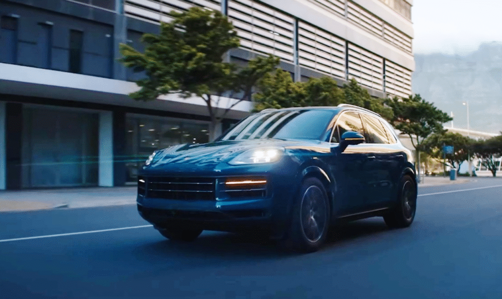 PorscheCayenneEVelectrifiedluxurySUV
