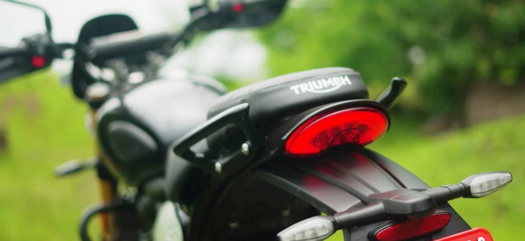 TriumphScrambler400XC