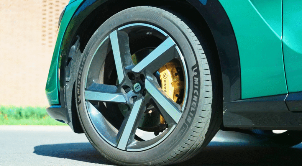 XiaomiYU7ElectricSUV2025