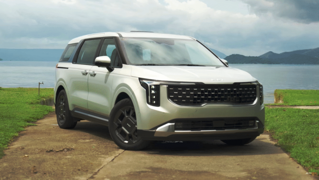 MGM9EV2025KiaCarnival