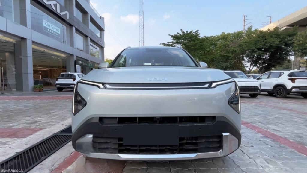 Kia Carens Clavisvs Toyota Innova Crysta
