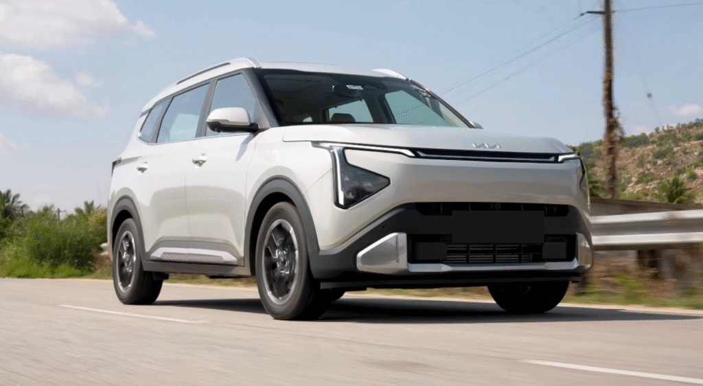 Kia Carens Clavisvs Toyota Innova Crysta