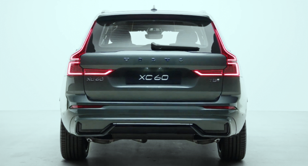VolvoXC60facelift2025