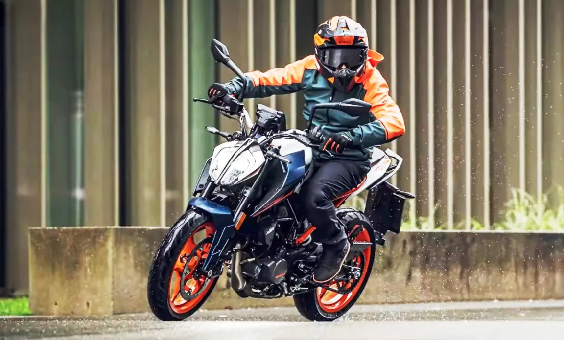 KTM160Duke