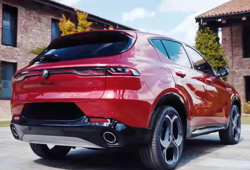 AlfaRomeoJuniorIbrida