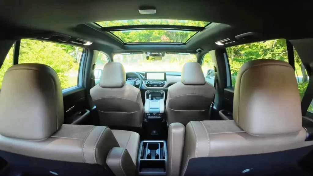 ToyotaGrandHighlander