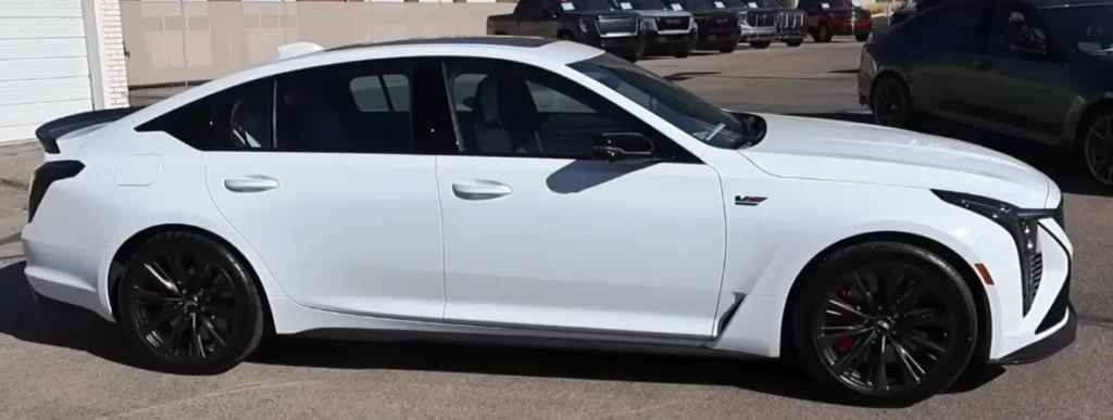 CadillacCT5-VBlackwing