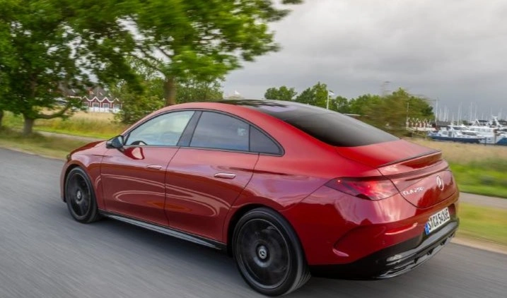Mercedes-Benz CLA 220